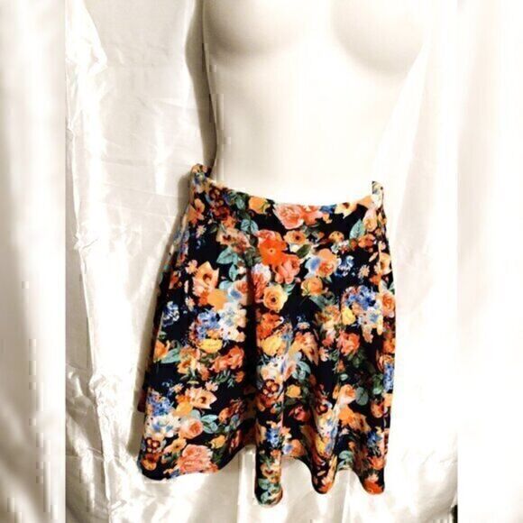 a'gaci Dresses & Skirts - Agaci Black Floral Mini Skater Skirt L